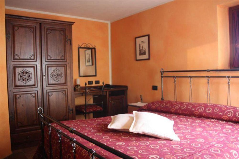 Bed & Breakfast Lo Teisson Aosta Exterior photo